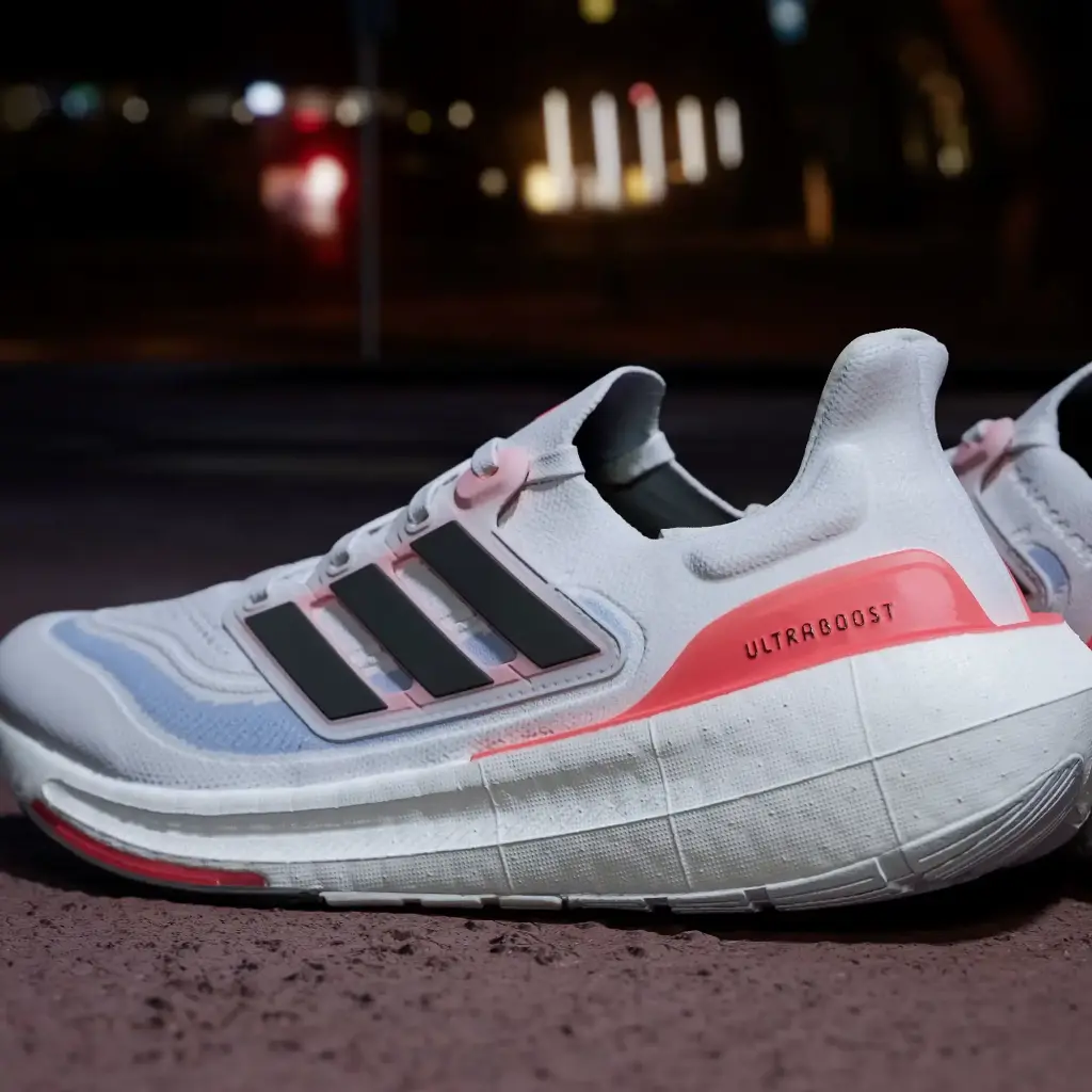 Giày Adidas Ultraboost Light - HQ6351 Cloud White / Core Black / Solar Red