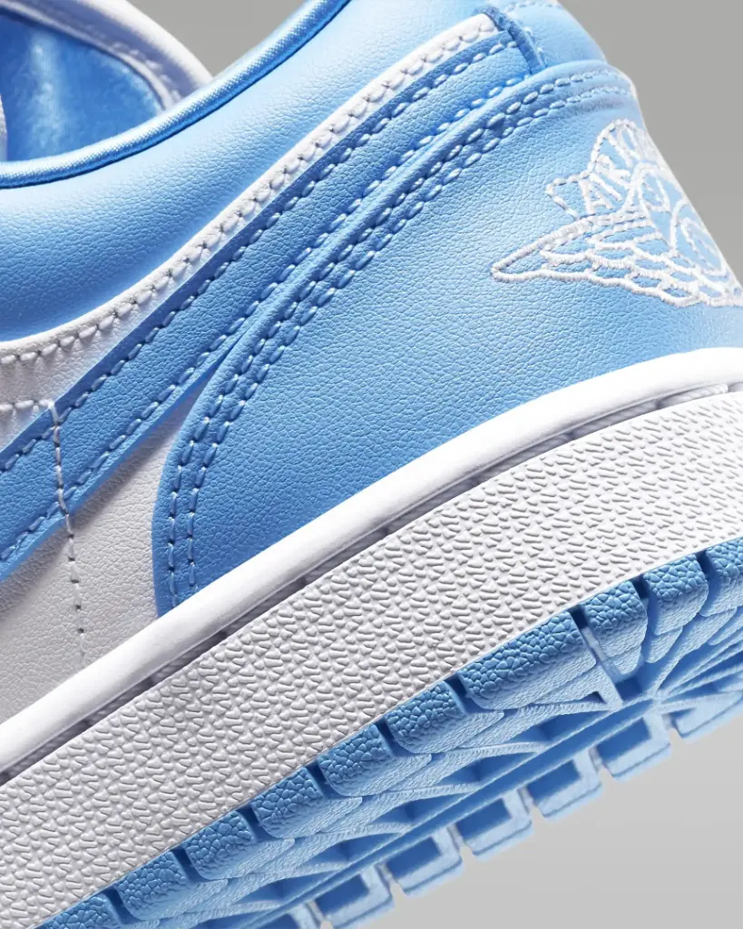 Giày Nike Air Jordan 1 Low University - AO9944-441 University Blue / White