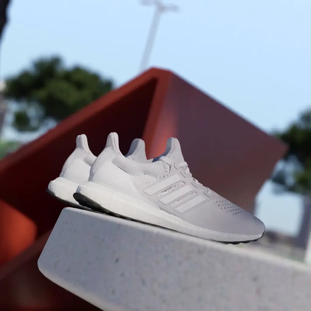 Giày Adidas Ultraboost 1.0 - HQ4202 Trắng (Cloud White)