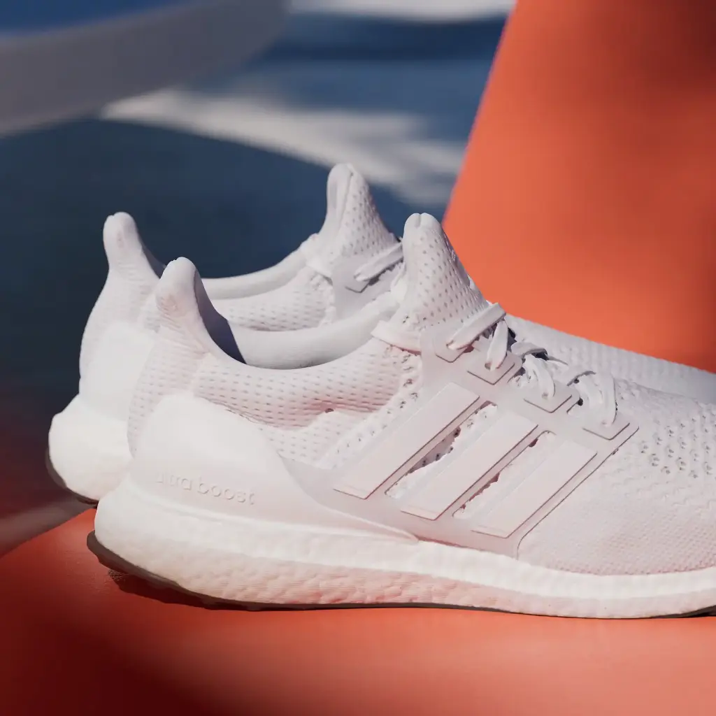 Giày Adidas Ultraboost 1.0 - HQ4202 Trắng (Cloud White)